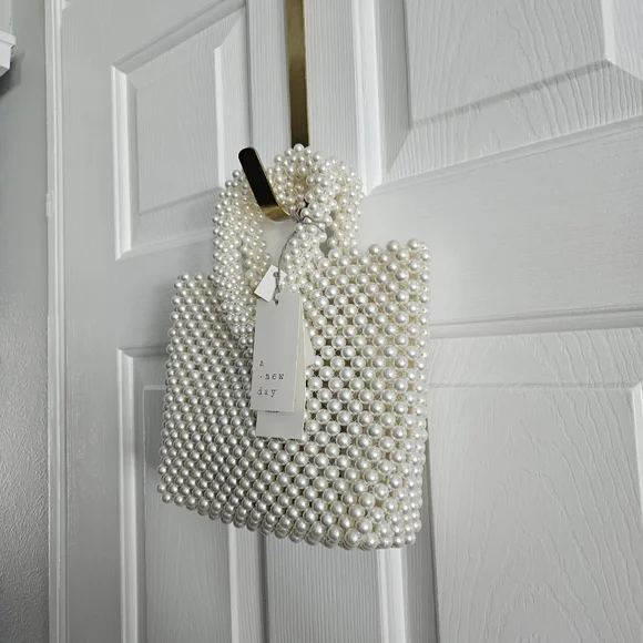 NWT A New Day Simulated Pearl Heart Beaded Mini Tote Bag - Picture 3 of 9